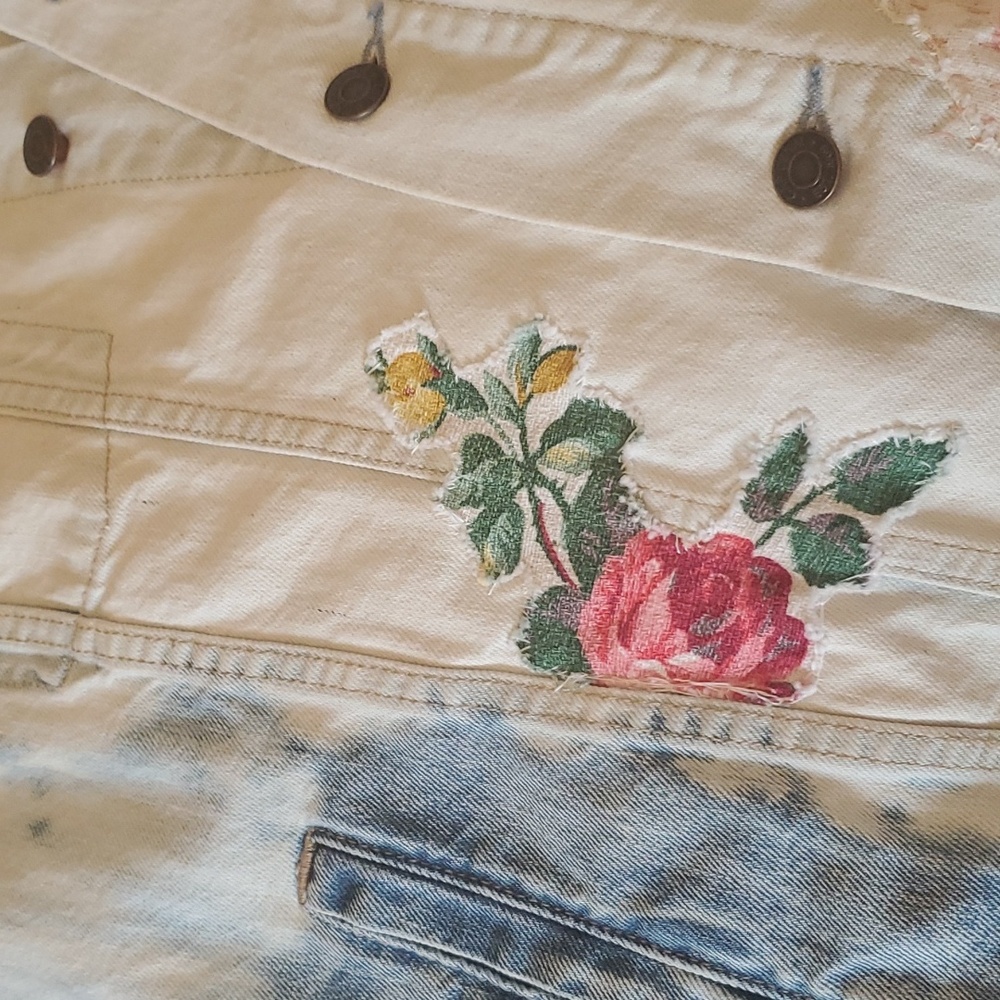 Embellished Denim Jacket - Picture 12 of 13